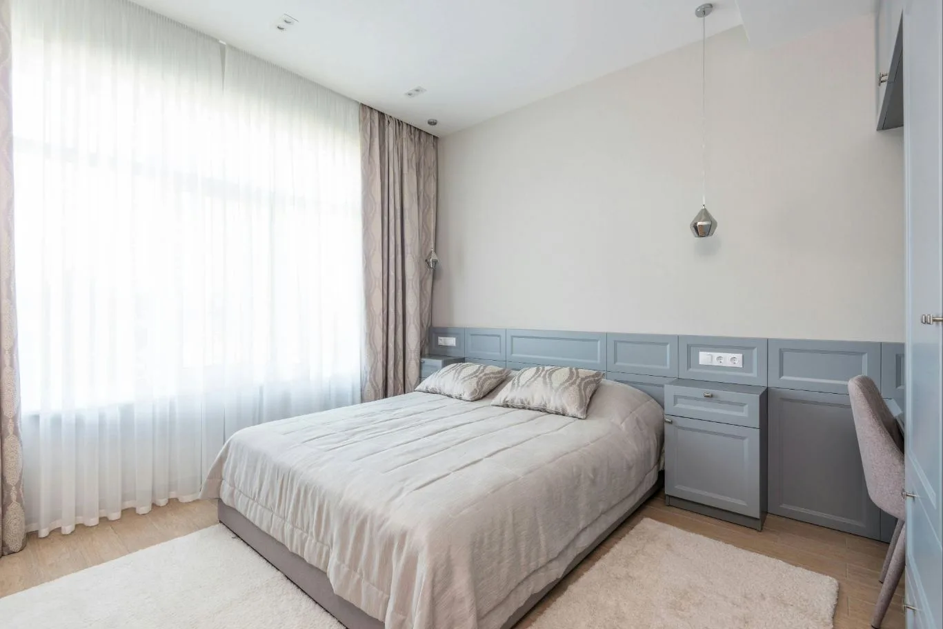 κουρτίνες-σε-airbnb-δωμάτίο